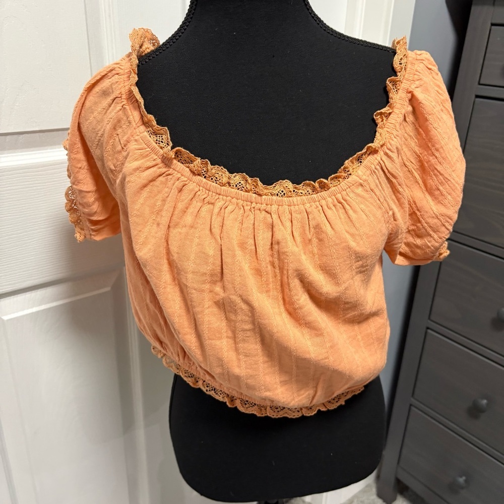 American Eagle Crop Top